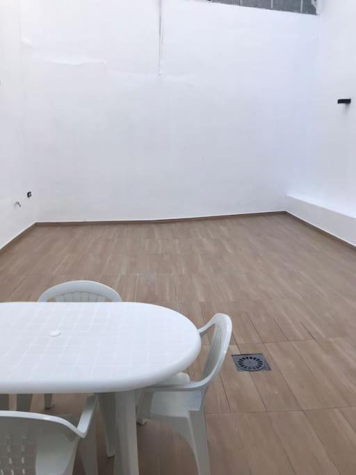 Bonita Y Amplia Casa Con Patio, En Centro Ciudad Apartment Мерида Екстериор снимка